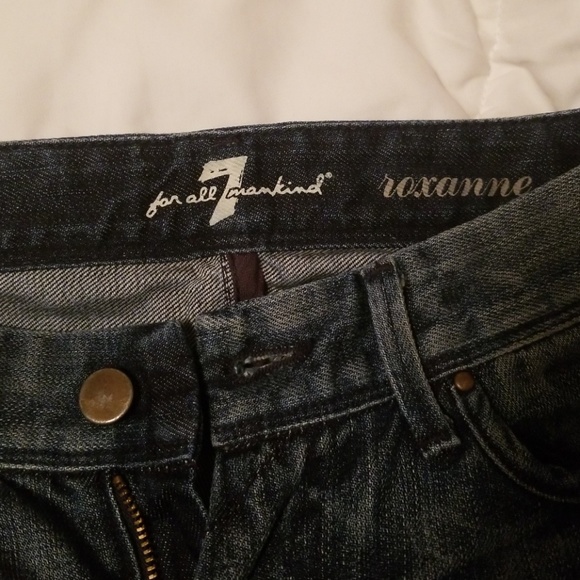 7 for all mankind Jean's with snaps - Picture 3 of 5